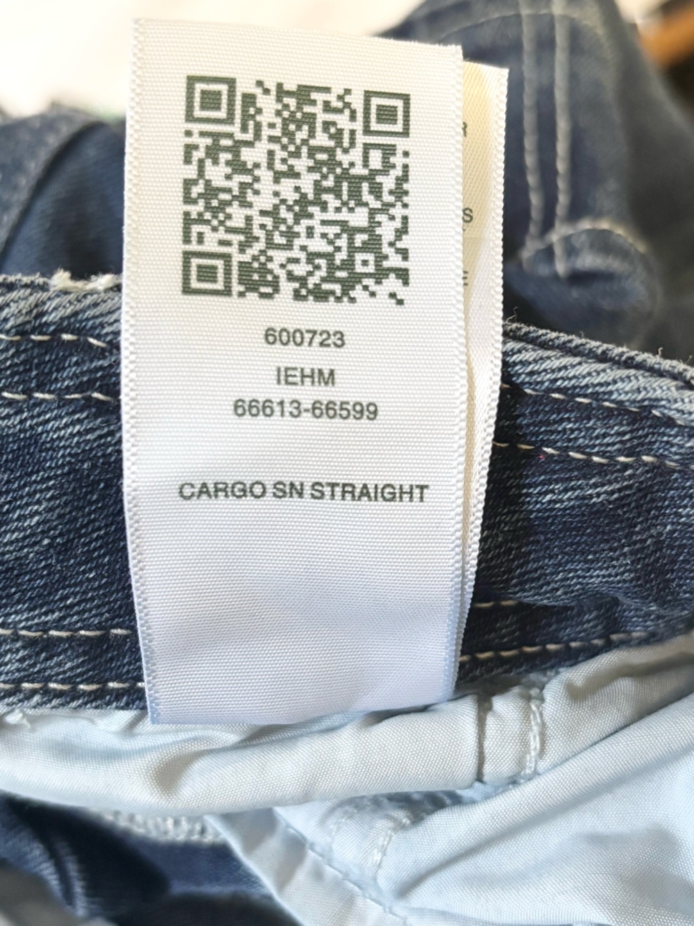 NWT TRUE RELIGION Women's Denim Cargo Jeans Straight Medium Blaze Wash Size 26 - Picture 15 of 16